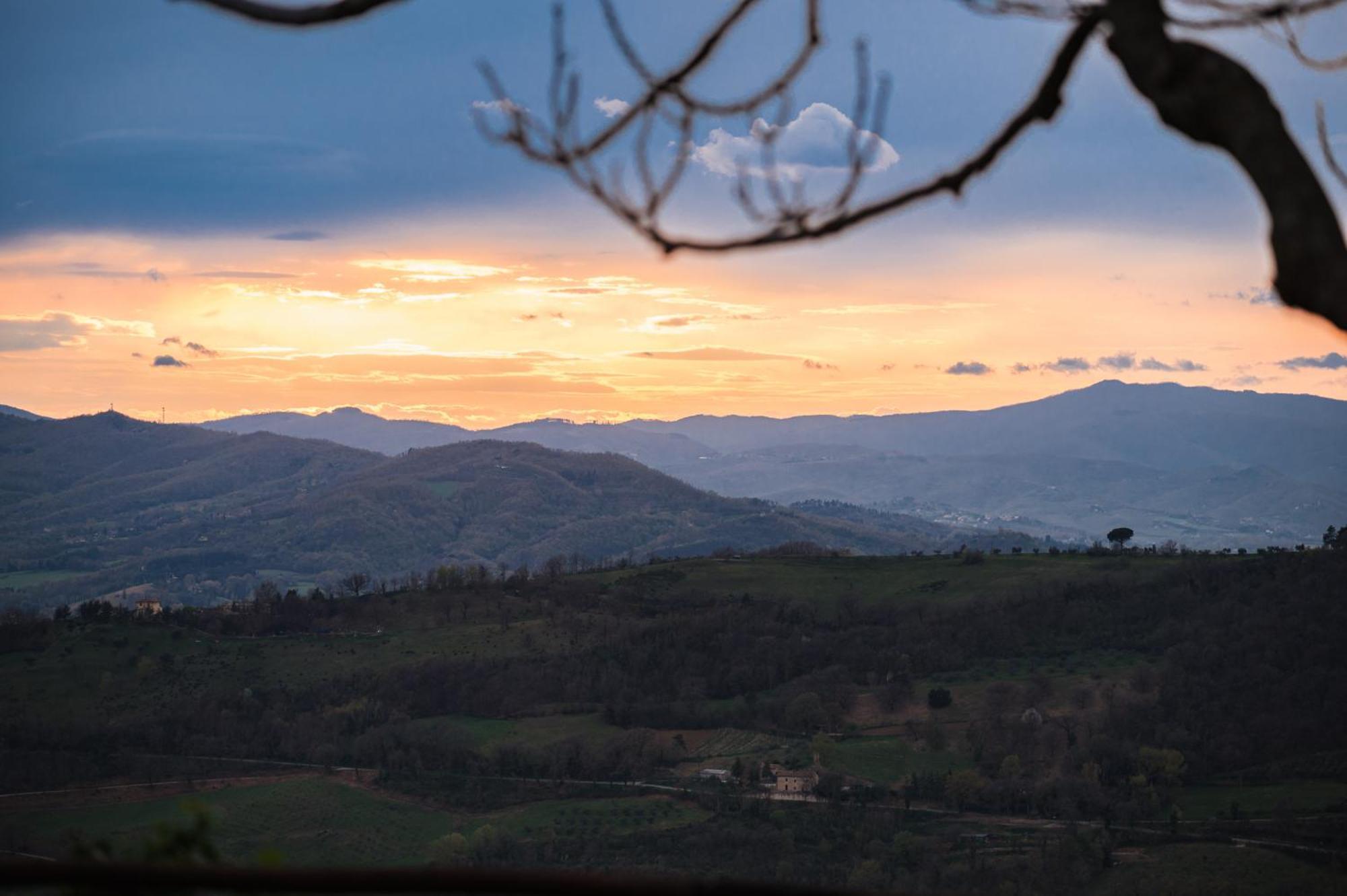 Nikis Resort Gubbio Eksteriør bilde