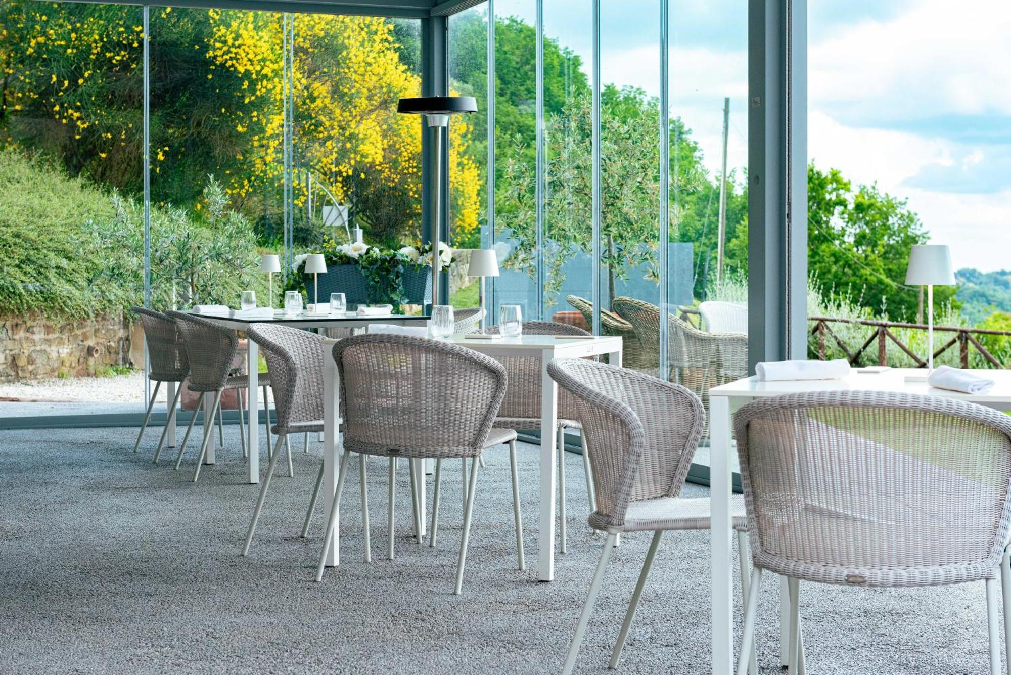 Nikis Resort Gubbio Eksteriør bilde