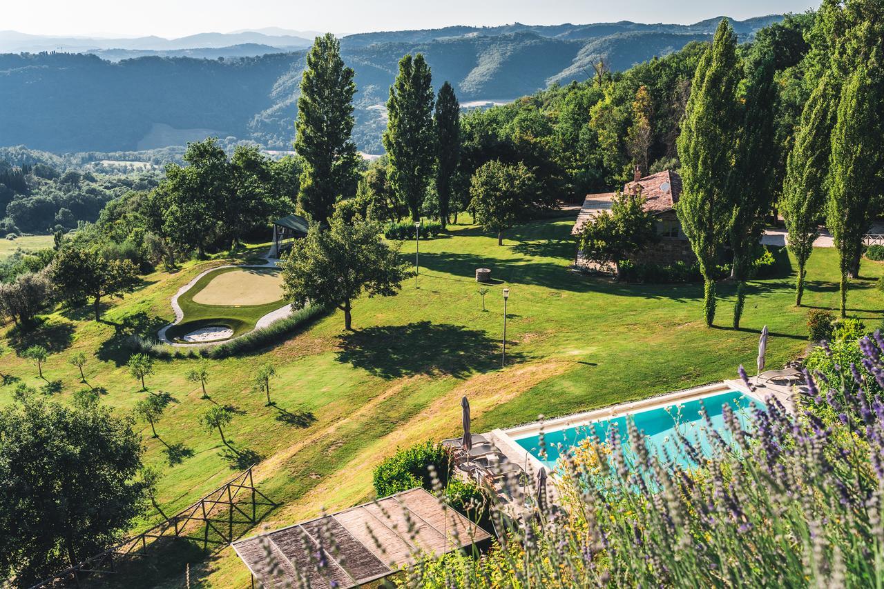 Nikis Resort Gubbio Eksteriør bilde